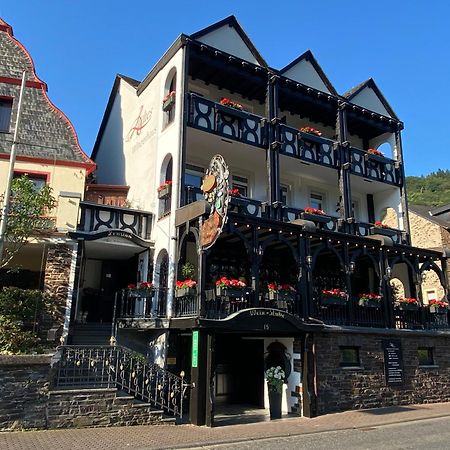 Hotel Altes Winzerhaus Cochem Exterior photo