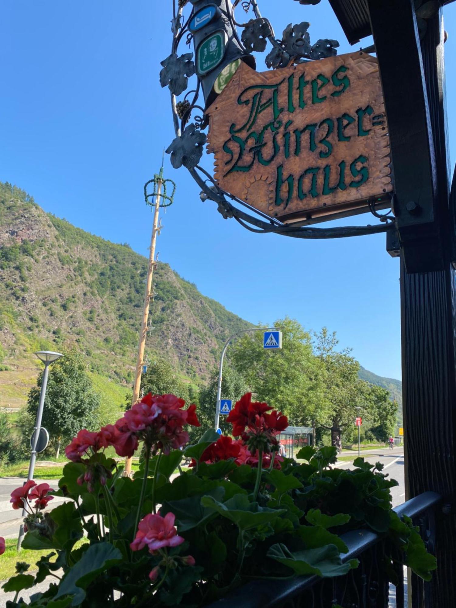 Hotel Altes Winzerhaus Cochem Exterior photo